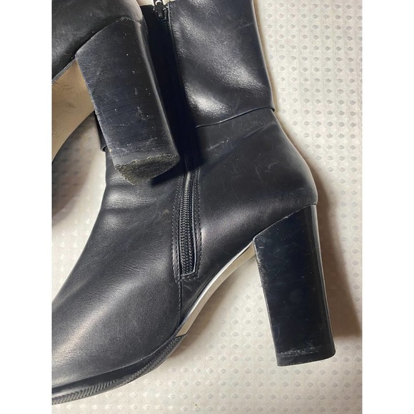 Tahari Boot SZ 9M Jessica Heel Black soft Leather 3 1/2in - Picture 4 of 8
